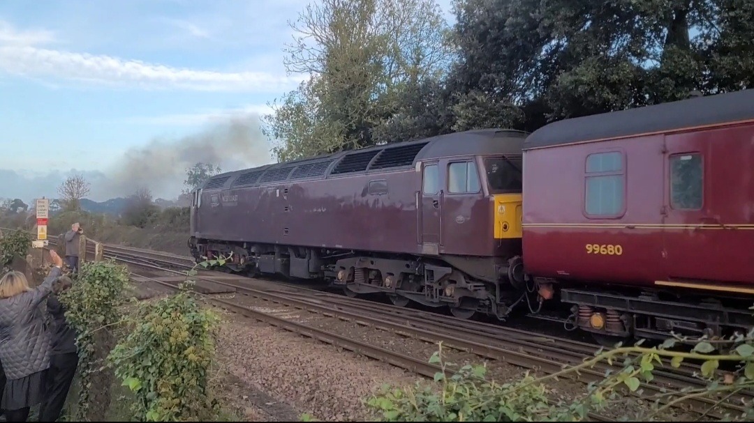 DJ Scania RigRider on Train Siding: 🌹44871 Black 5 working the "Armistice Steam Express" around Kent from Canterbury West to London Victoria!