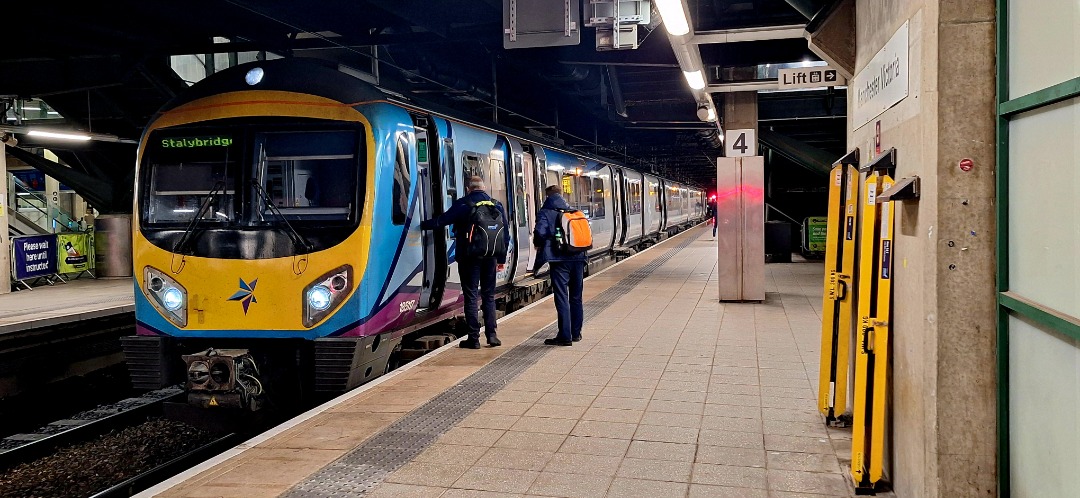 Guard_Amos on Train Siding: Yesterdays helping from come work are from Preston, Barrow, Lancaster, Manchester Victoria and Wigan (25th October 2024)