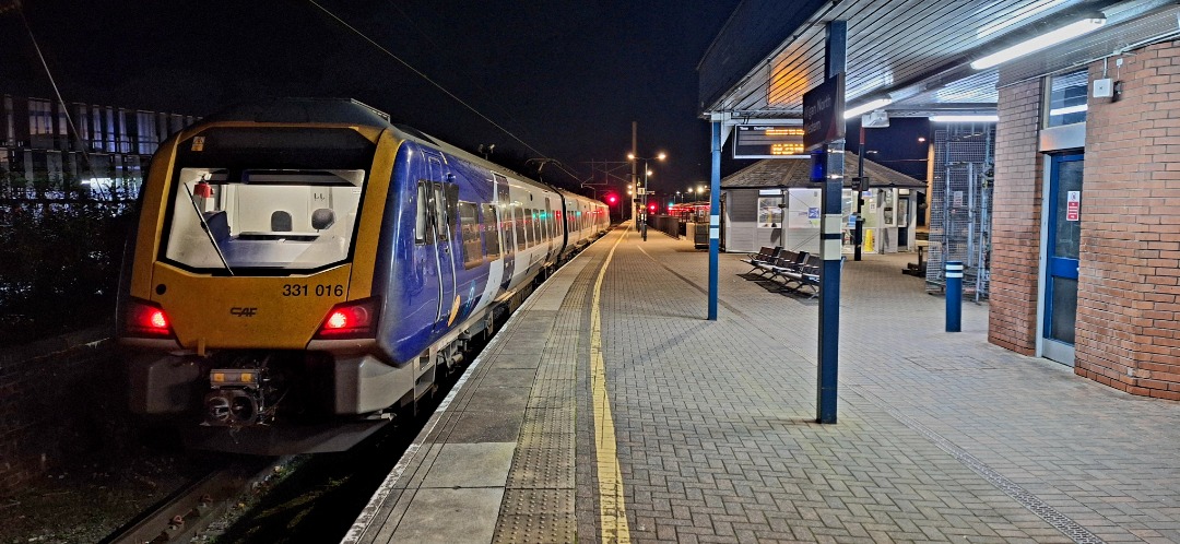 Guard_Amos on Train Siding: Todays little night time helping comes from Liverpool, Wigan North Western and Manchester Oxford Rd (24th October 2024)