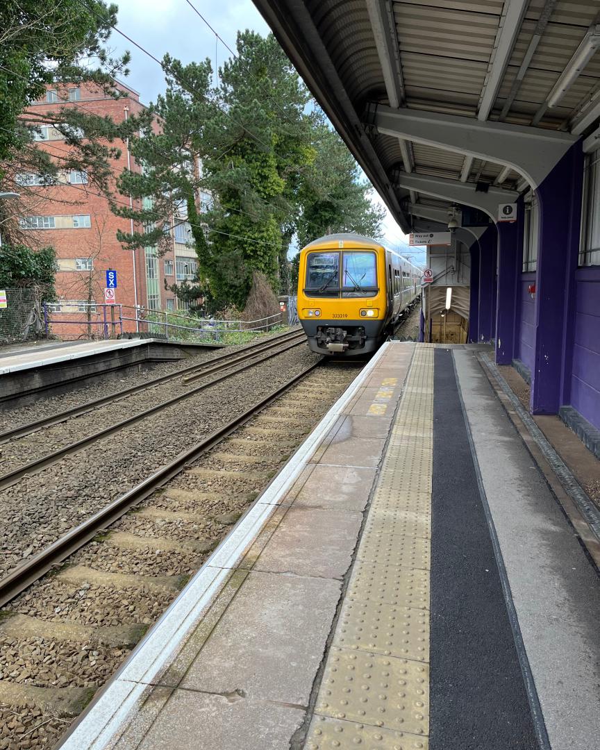 RodRail on Train Siding: #WMR class #323 #CrossCity Line arriving at #Bournville direction Longbridge. Pic 1 is taken from Stirchley wharf across the...