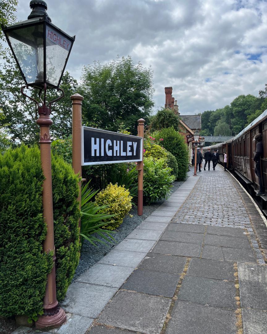 RodRail on Train Siding: It's #Highley likely that I've been on the #SevernValleyRailway #SVR #heritage classes #chopper #20 #33 #DMU #108 #SignalBox