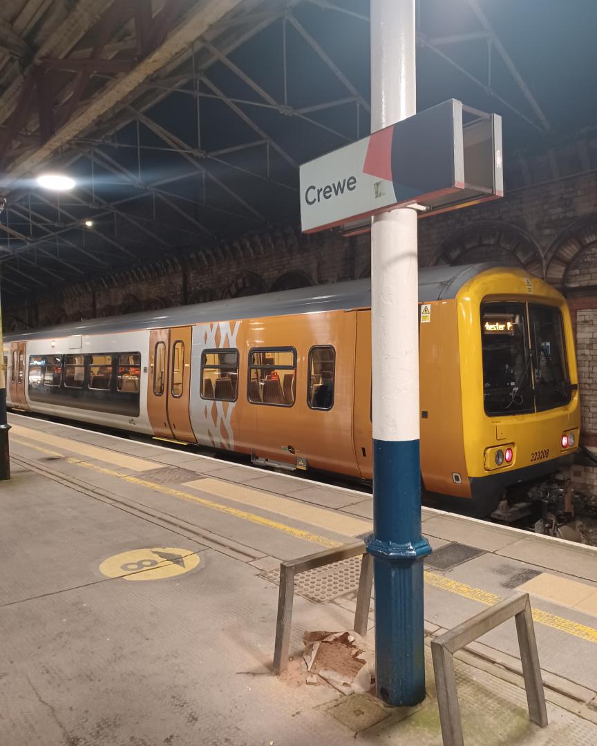 Trainnut on Train Siding: #trainspotting #train #diesel #electric #station January 2024 review. So much traction spotted at Crewe and around.