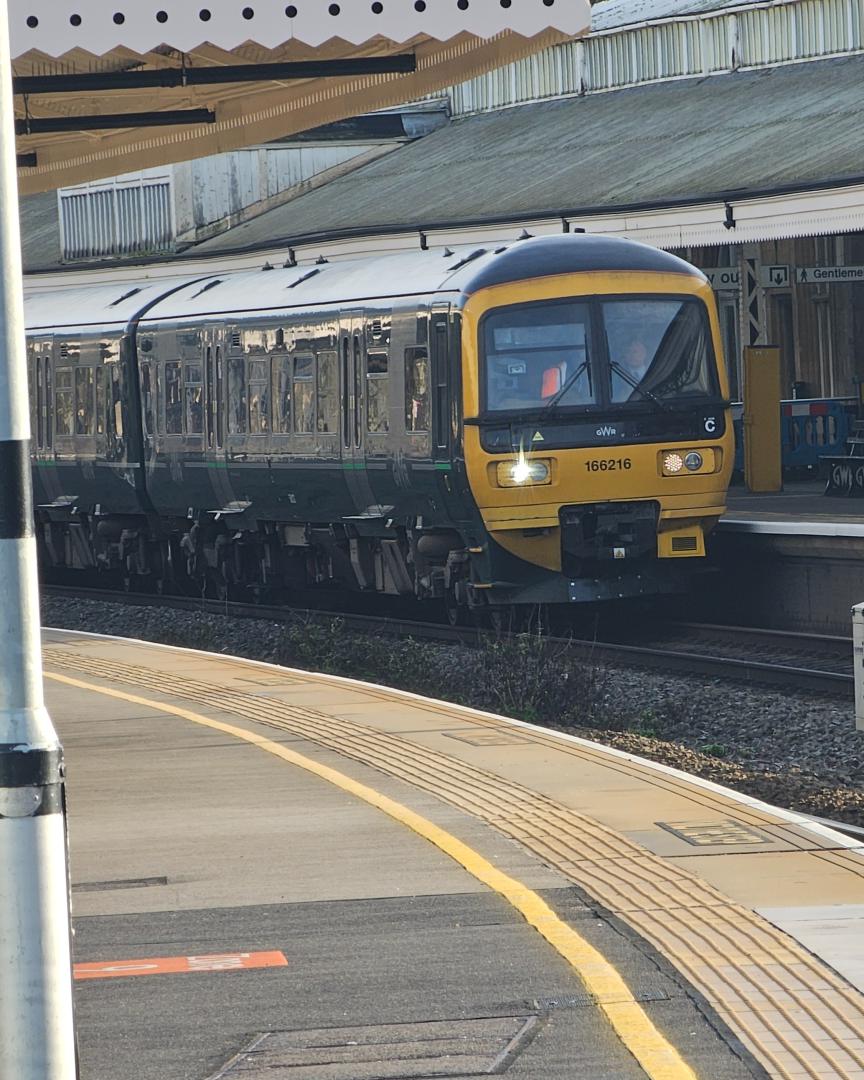 Kacper Rulinski on Train Siding: Random Photo Dump; Class 387 at DID, 2 800s coupled at CPM, 165132 at CPM, a 166 at BTH, 221 at BRI, 800 at BRI, 166205 at CPM,
and...