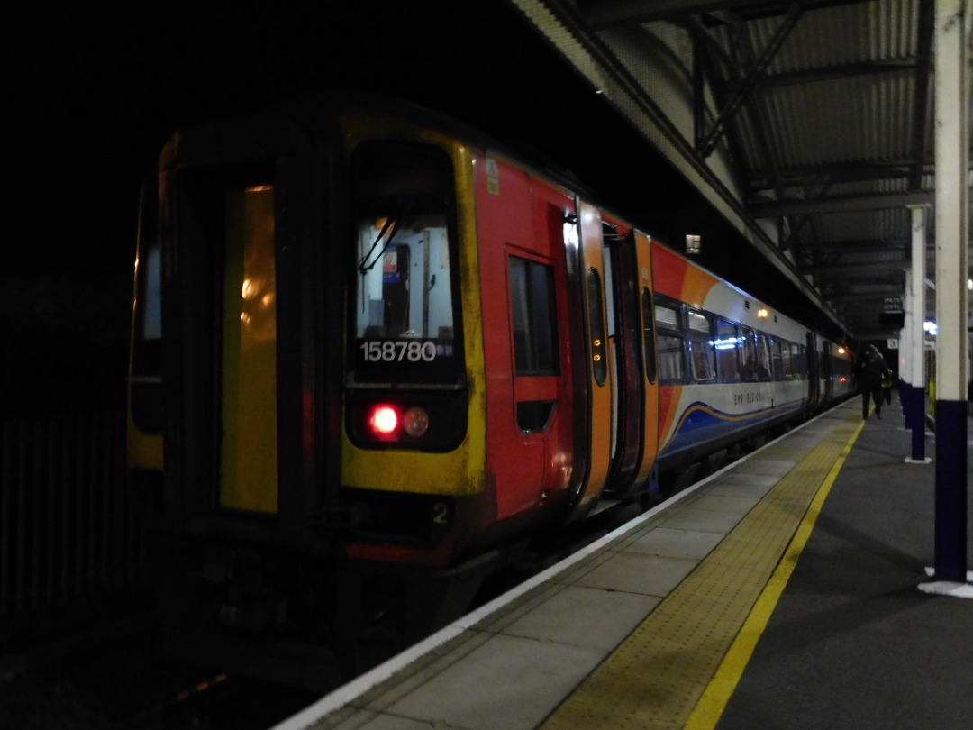 Transport in N-E Lincolnshire on Train Siding: 158 780 at GMB running 10 minutes late due to a late running Freight Train