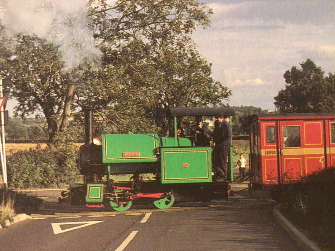 Alex Coomber on Train Siding: A Bagnall 0-4-0 Woto of 1924 was built for Callenders Cables Construction Co in Erith in Kent. The original 1067 mm 3ft 6in
gauge...