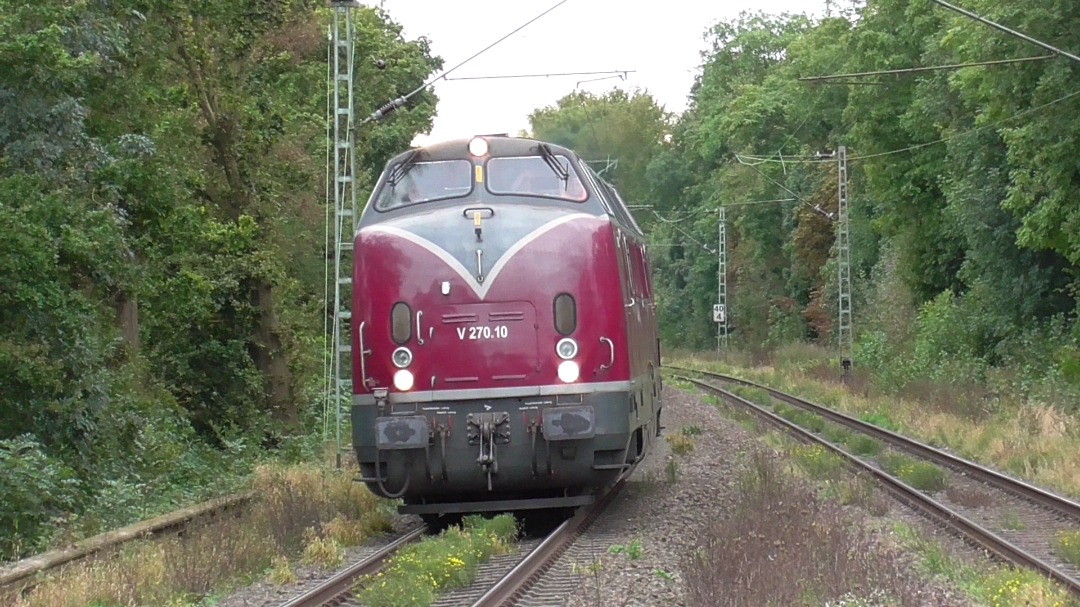 ZW•AVV on Train Siding: Most likely Germany's most iconic diesel locomotive V270.10 in Hückelhoven-Baal heading towards Düsseldorf