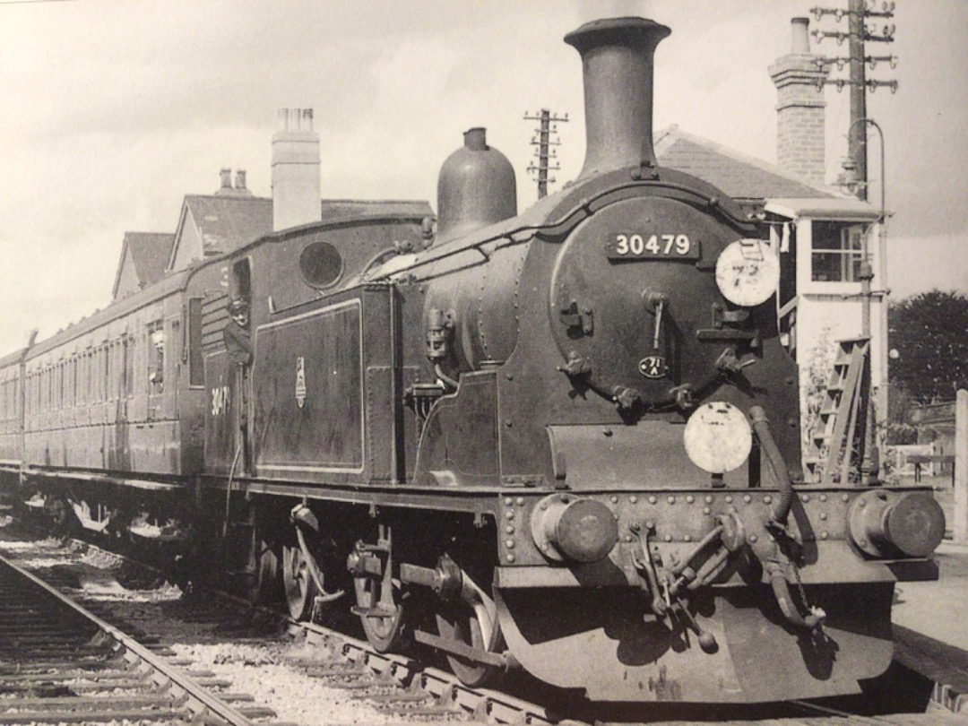 Alex Coomber on Train Siding: In September 1955. A London & South Western Railway M7 0-4-4 tank. No. 30479 pulls out of Alresford with the 11:12 AM
Saturdays only...