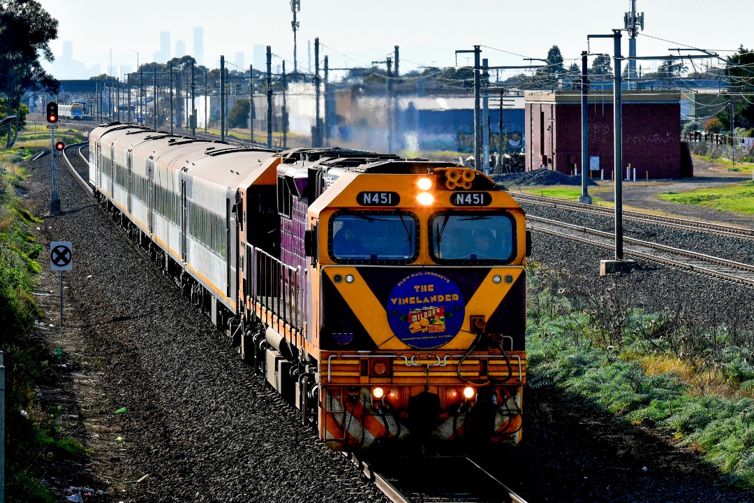 Shawn Stutsel on Train Siding: V/Lines N451 races through Williams Landing, Melbourne with 707 Ops Vinelander to Mildura as a special charter...