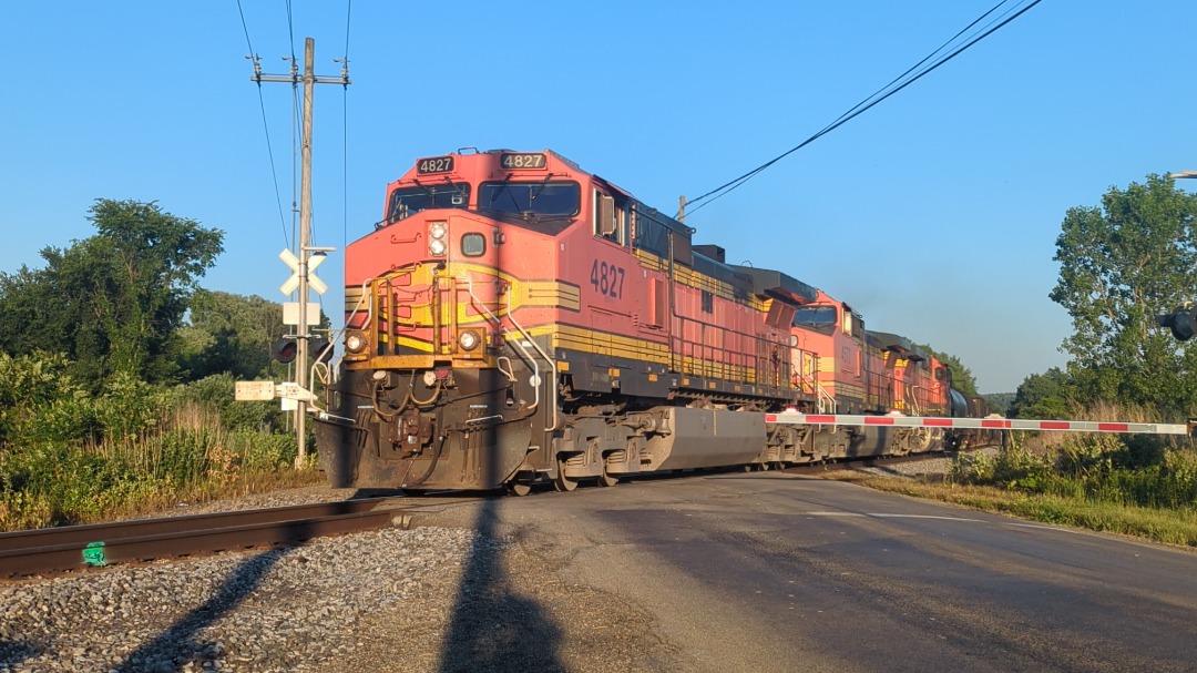 CaptnRetro on Train Siding: Tipped off by a local, I caught the Northbound Buffalo & Pittsburgh manifest freight rolling through town tonight. Power was
three Ex-BNSF...