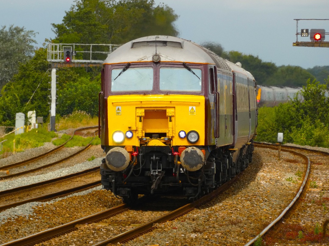 Jacobs Train Videos on Train Siding: #57315 is seen leading the Northern Belle through Dawlish Warren working a railtour from Cardiff Central to Par