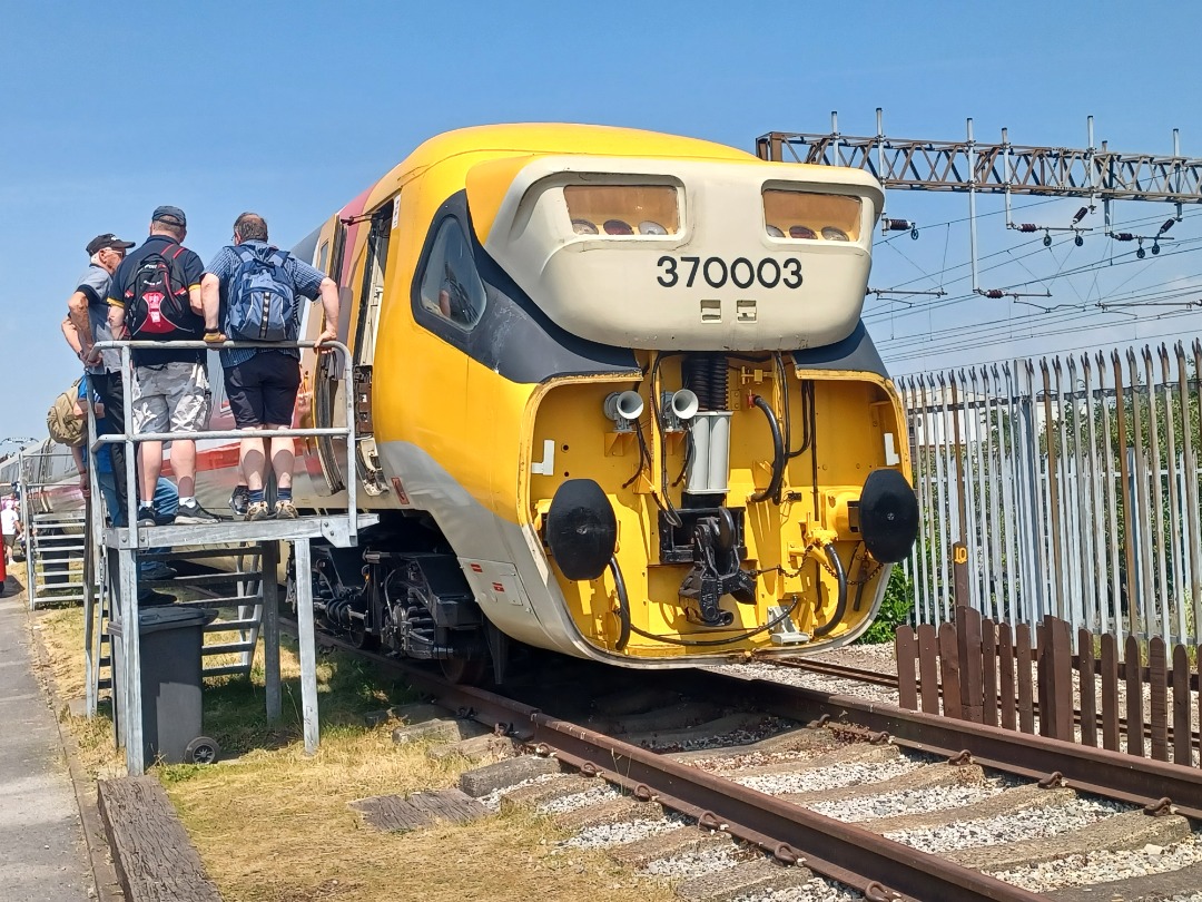 Trainnut on Train Siding: #photo #train #electric #diesel #depot some more photos of the locos and the APT with its nose cone open #Railriders