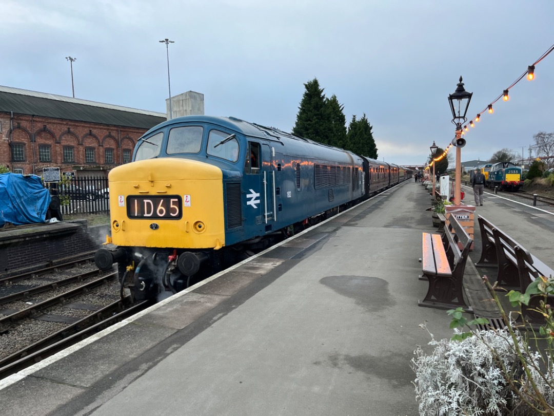 RodRail on Train Siding: #svr Severn Valley Railway #DieselGala #heritage class #108 #DMU class #46 #D182 #46045 #Peak #cab