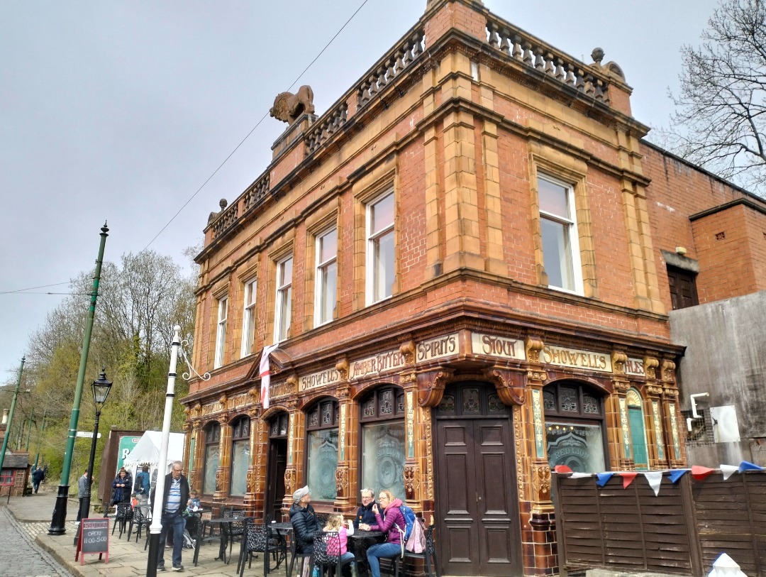 Kevin H. on Train Siding: The Red Lion, pub at Crich Tramway Village. This pub, like other buildings at the Tramway Village was relocated from another area and
rebuilt...