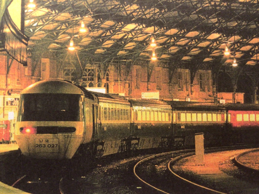 Alex Coomber on Train Siding: A Class 43 HST arrives at Bristol Temple Meads with the last train of the day from London Paddington on 15th April 1978. Note that
it has...