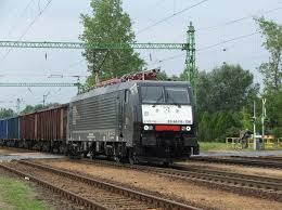 MR. Ikarus on Train Siding: (ES64 F4). Name: Negró. Why did he get his name? Black squeak is the explanation. Unfortunately, I can't say more about
the locomotive.☹️