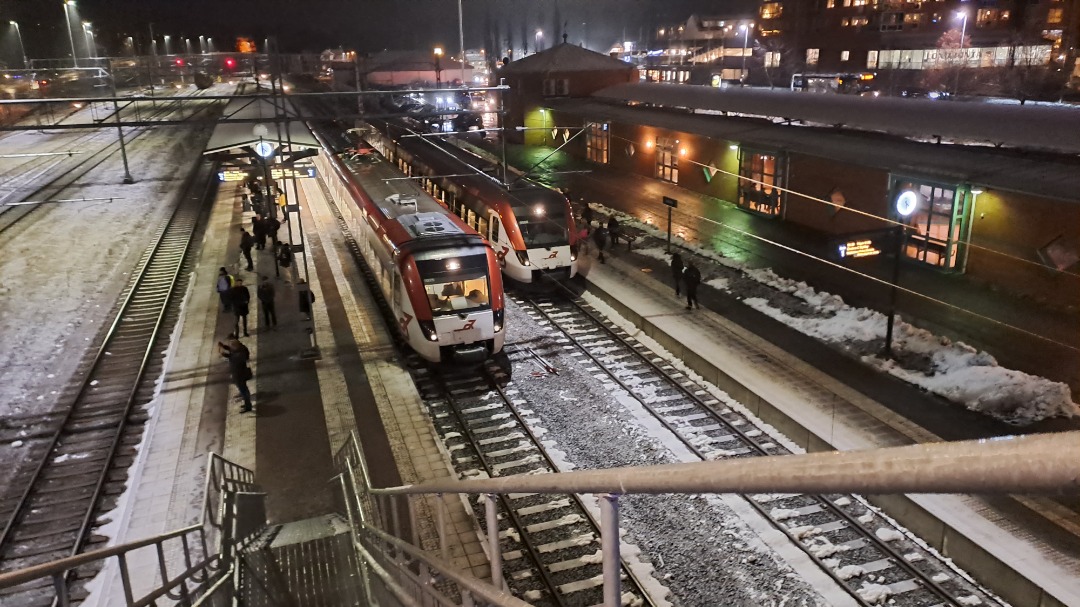 Grasshopper Without Grass on Train Siding: Last day of trains before they started replacing the catenary gantries in Ludvika.