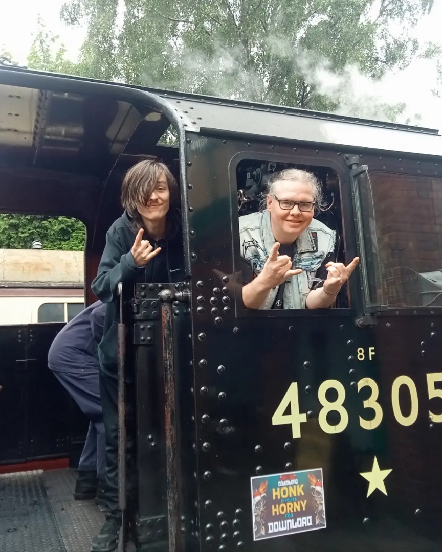 Richard Andrew Swayne on Train Siding: #greatcentral #gcrailway #greatcentralrailway #steamlocomotive #steam #locomotive #stanier #8f #consolidation #austerity