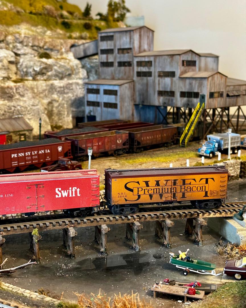 Train Siding in an online community for all railway enthusiasts, trainspotters and railway modellers from around the world.