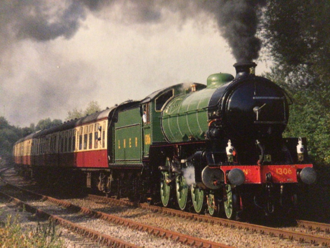 Alex Coomber on Train Siding: Resplendent in LNER Apple Green Livery visiting Class B1 4-6-0 No. 1306 pollutes the skies while hauling a rake of Blood and
Custard...