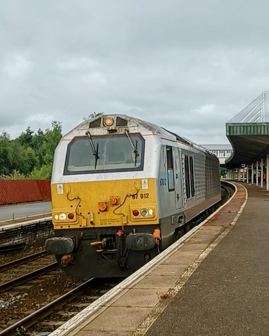 TrainGuy2008 🏴󠁧󠁢󠁷󠁬󠁳󠁿 on Train Siding: I've had a nice and calm day for spotting today, having seen two 67s and an 805!