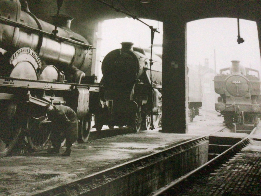 Alex Coomber on Train Siding: A Castle Class 4-6-0 No. 7033 Hartlebury Castle receives attention inside the small engine shed at Worcester Motive Power Depot on
28th...