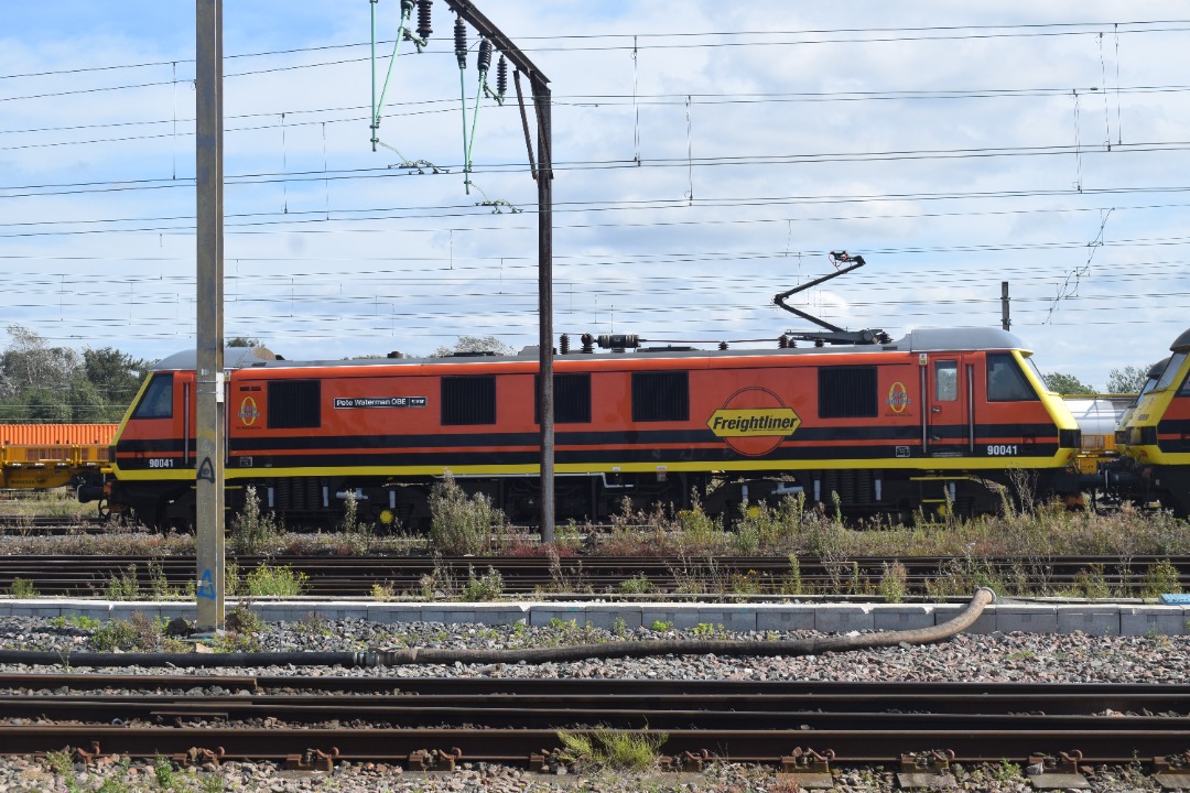 Hardley Distant on Train Siding: On Saturday 14th September 2024, I was lucky enough to be part of a tour of Crewe Basford Hall Yard courtesy of the Intercity
Railway...