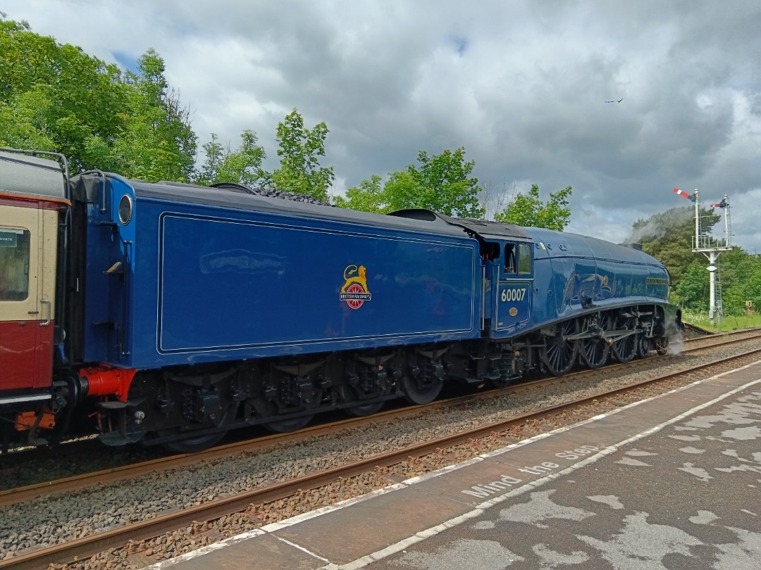 Whistlestopper on Train Siding: LNER A4 No. #60007 "Sir Nigel Gresley' and LSL class 47/4 No. #D1924 "Crewe Diesel Depot" making a stop at
Appleby this morning to take...