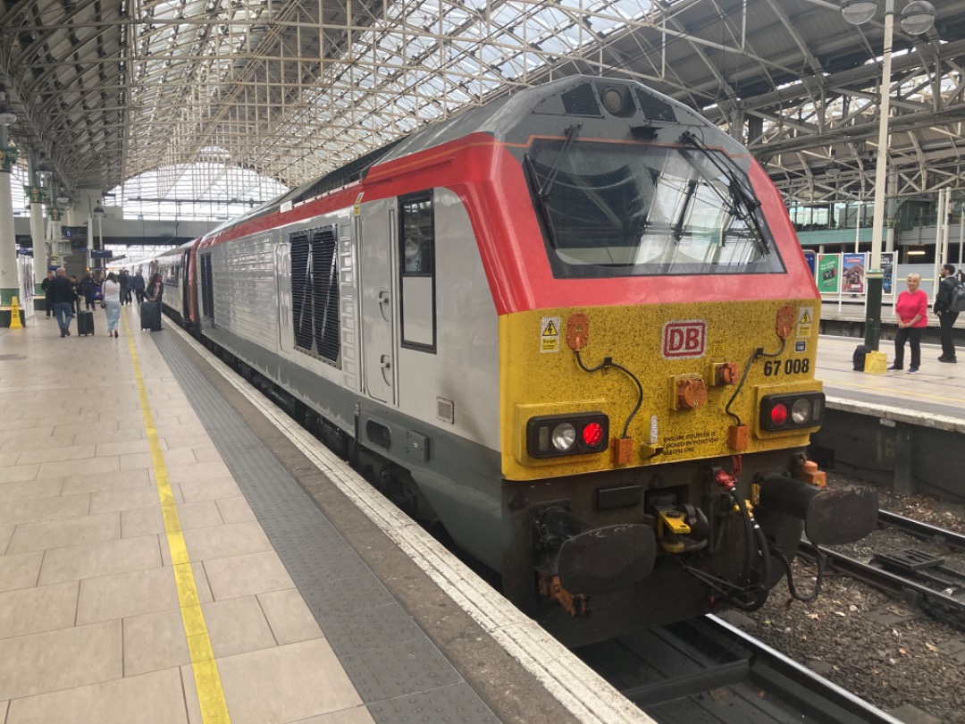 Theo555 on Train Siding: Some more pics from my Manchester trip, caught a Transpennine Express (TPE) train for the first time! Which was a Nova 2, Class 397.
Went to...