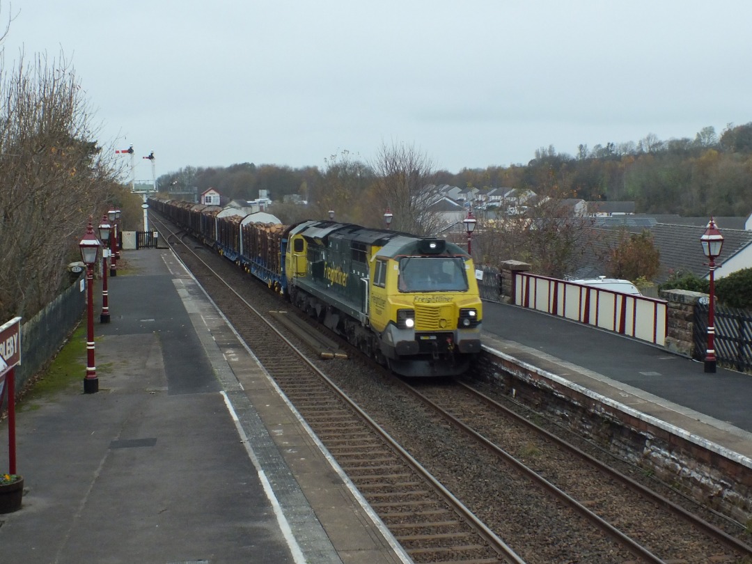 Whistlestopper on Train Siding: Freightliner class 70/0 No. #70009 on hire to Colas Railfreight passing Appleby running over 30 minutes down this afternoon
working...