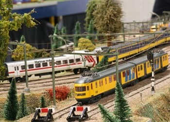 24Trains.tv on Train Siding: Wil jij aanstaand weekend gratis naar Eurospoor in de jaarbeurs in Utrecht? Word jaar abonnee van 24Trains.tv en maak kans op een
gratis...