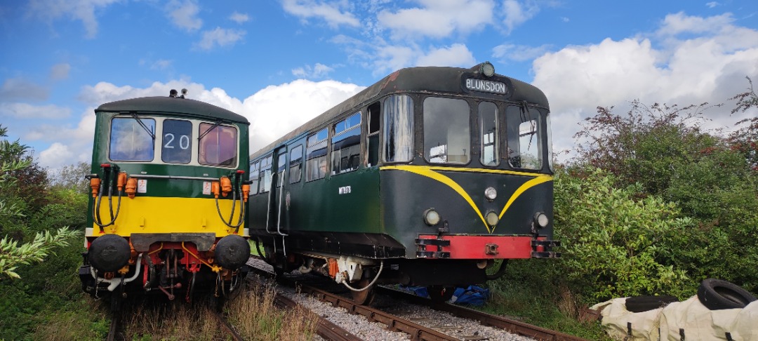 Ben Elvey on Train Siding: Railbus W79978 approaching Hayes Knoll whilst E6003 (73003) awaits to join in on the action during the Mixed Traffic Gala at the
Swindon &...