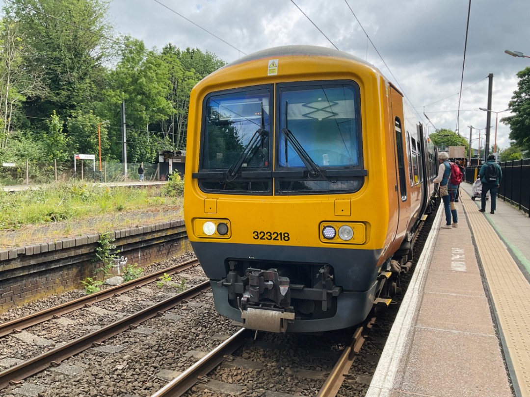 George on Train Siding: Had a nice day out on the Crosscity line today! Visited a few stations between Birmingham and Longbridge to try and catch as many
323's as...