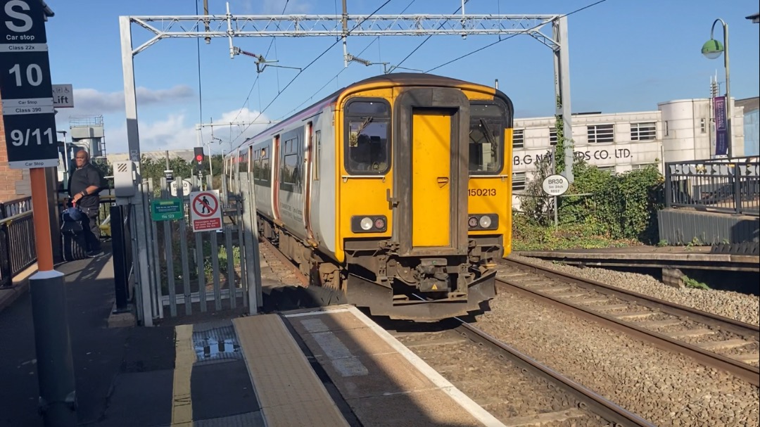 Theo555 on Train Siding: Hey guys, the other day I went to Sandwell and Dudley station for about half an hour and some a few passing Trains, caught TFW's
158832 with a...