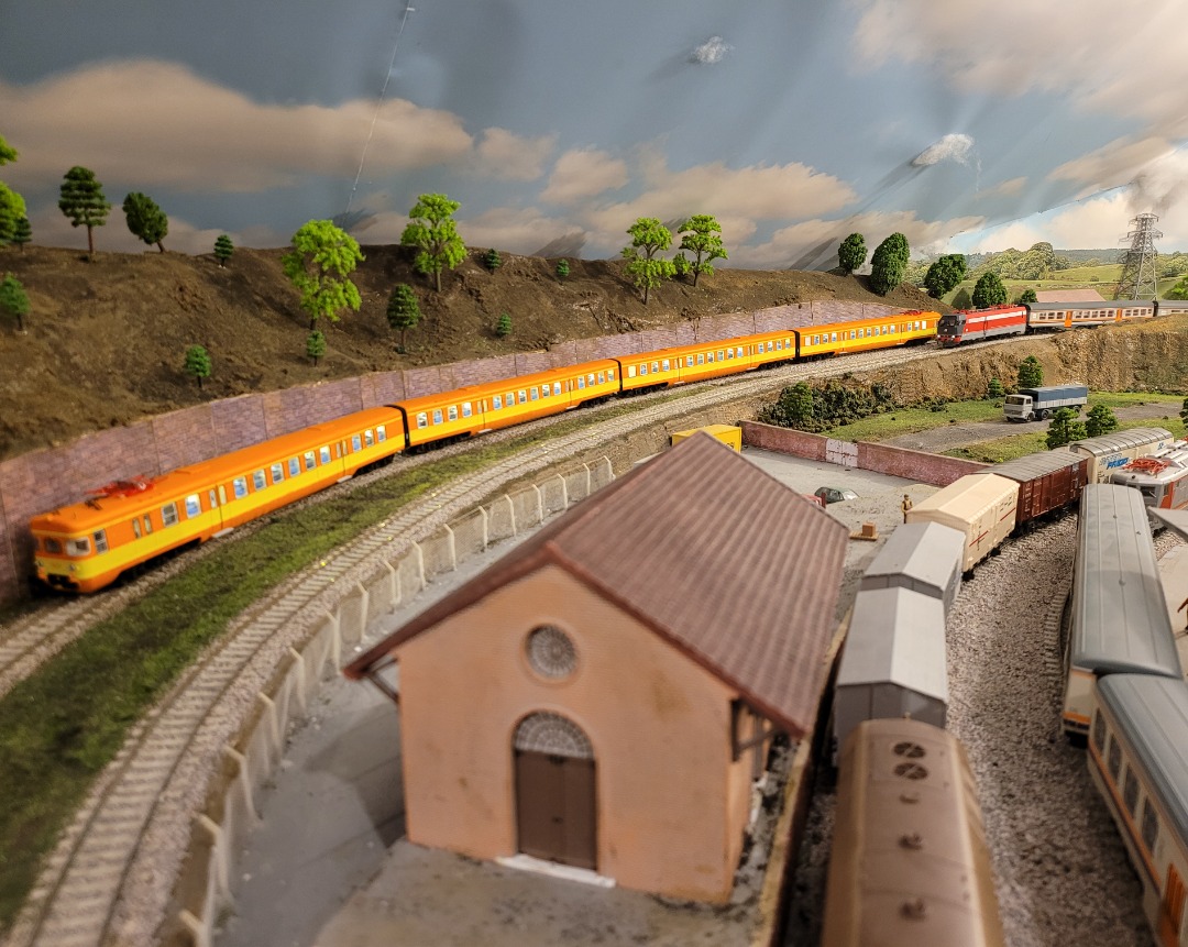 Train Siding in an online community for all railway enthusiasts, trainspotters and railway modellers from around the world.