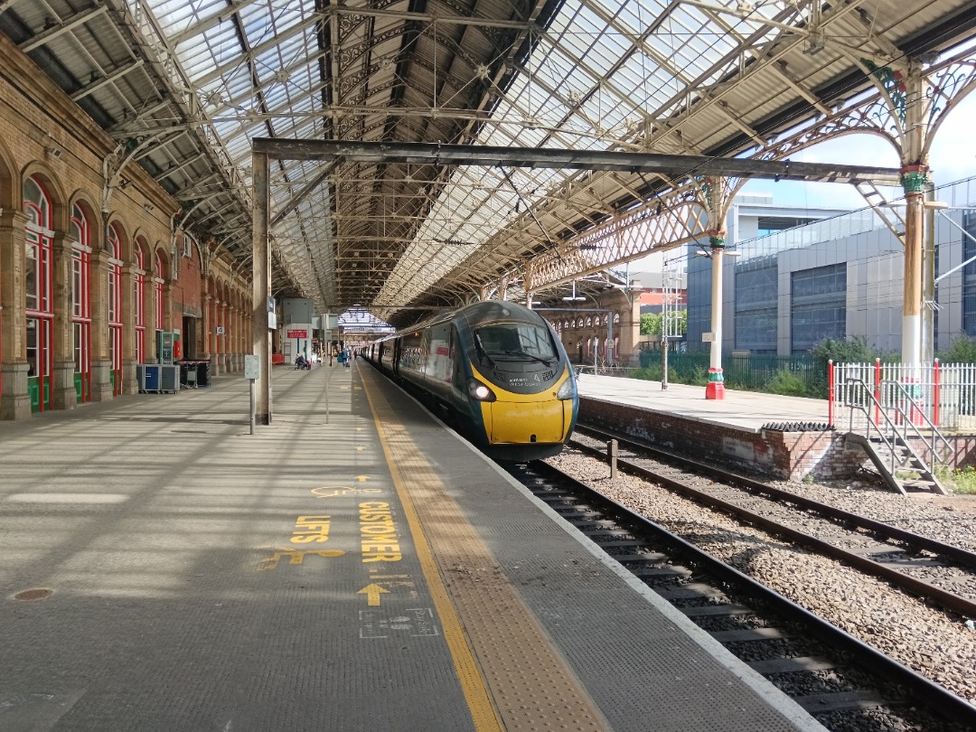 Whistlestopper on Train Siding: Avanti West Coast class 390/1 No. #390134 arriving into Preston this morning working 1M08 0736 Glasgow Central to London
Euston.