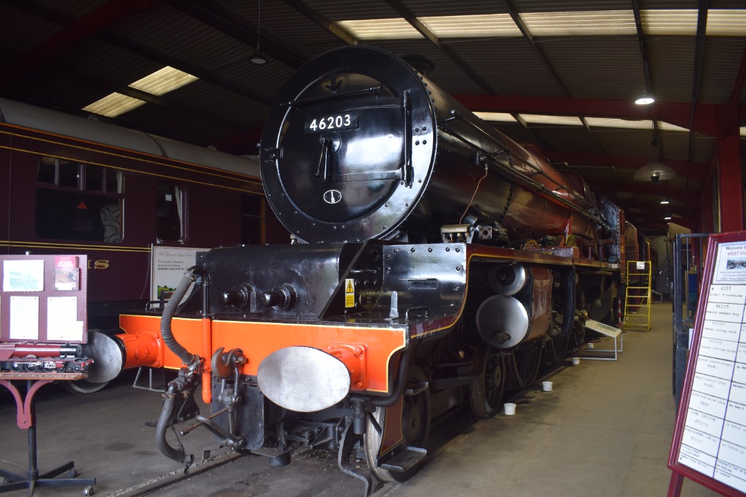 Hardley Distant on Train Siding: HERITAGE: On Saturday 27th April 2024 I visited the Midland Railway Centre where I parked at Butterley Station and took a trip
on...