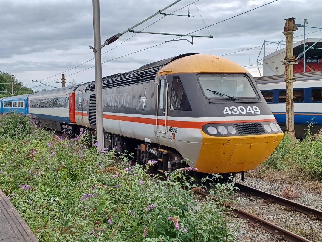 Trainnut on Train Siding: Some of the movements this week. 37611, 60028, 69008, 47749, 458523, 805002, 08631 and 43049. All taken at Crewe