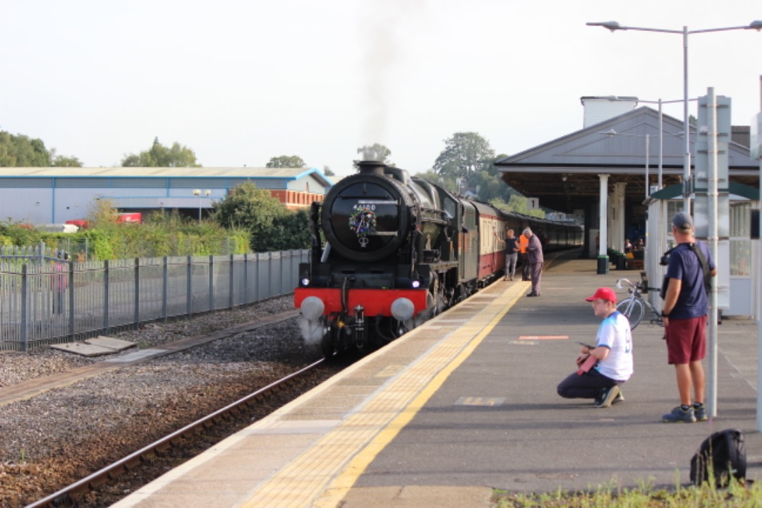 PJ on Train Siding: Been a little while so I thought I would post my little compilation of one of my favs, the royal Scot. Managed to hop on the foot plate
whist it...