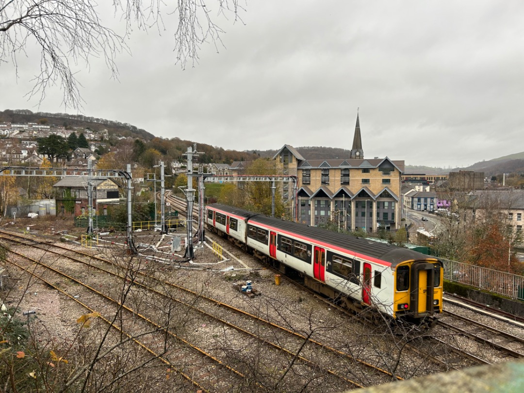 Iain Alba on Train Siding: The 150264 heading up the valleys line from Pontypridd towards Aberdare on 22 November 2023 at 15:17