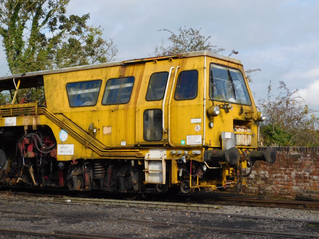 Transport in N-E Lincolnshire on Train Siding: #trainspotting #train #steam #station #crossing #depot #diesel #shunter #lineside #photo