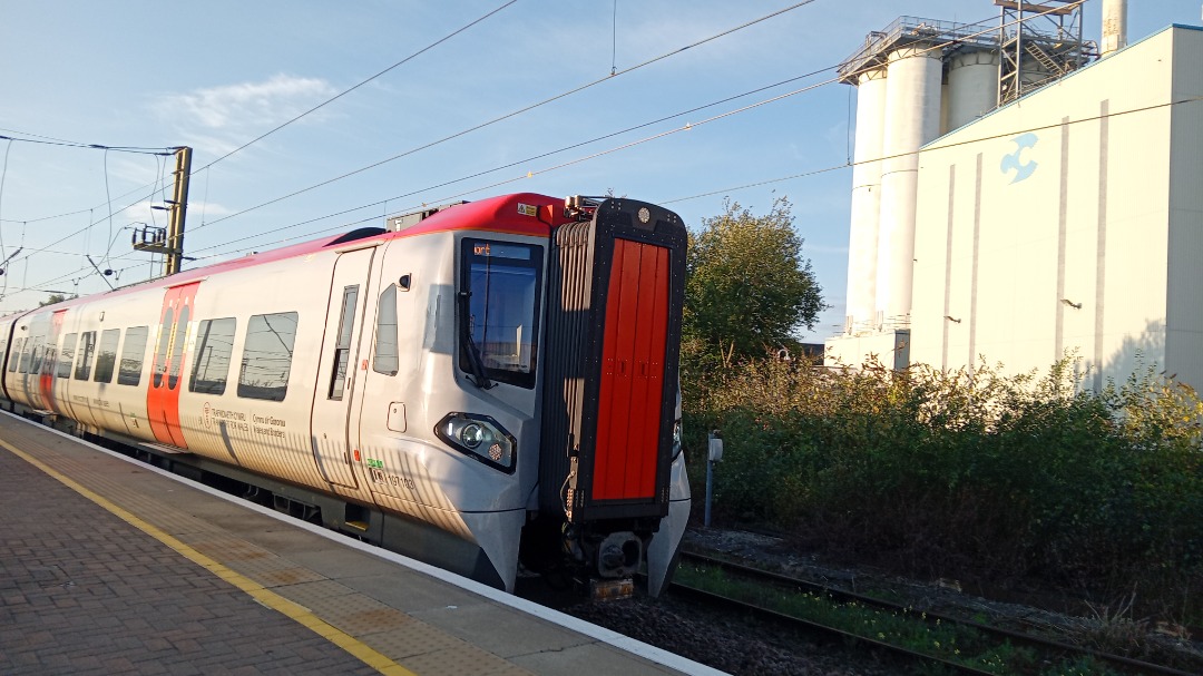 Manchester Trains on Train Siding: Back to WBQ today with 'Greyfriars Bobby' In Scotland rail livery, some freight and a West Coast Railways running
London to Carlisle.