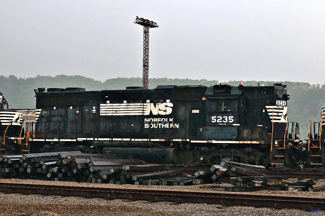 Randall Meadows on Train Siding: NS high hood 5235 with CNO&TP markings sits in the "deadline" at Conway PA awaiting an uncertain future