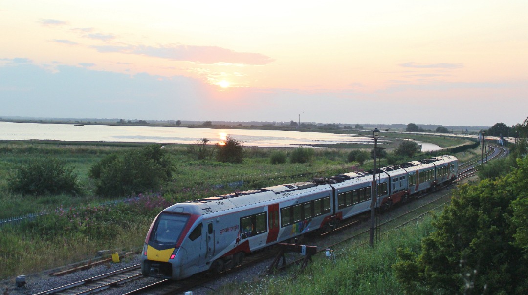 Jamie Armstrong on Train Siding: Greater Anglia's 755421 sporting Pride livery Seen passing Breydon Water as it leaves Great Yarmouth working 2P39 2017
Great Yarmouth...