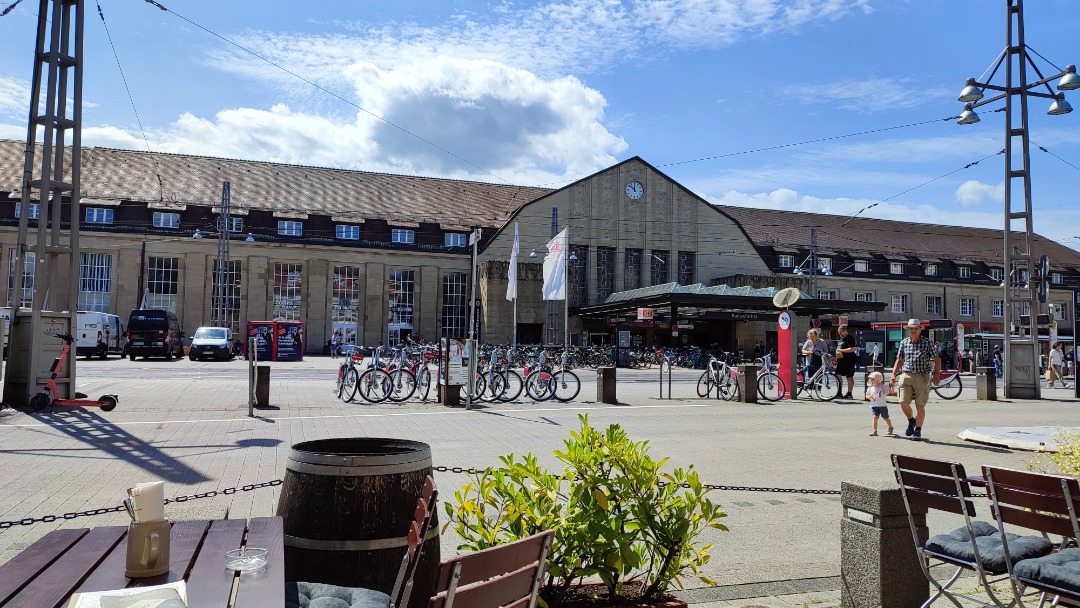 Christian Deysson on Train Siding: Karlsruhe Hauptbahnhof. This prestigious main station building was erected when the the Grand Duchy of Baden was still a
sovereign...