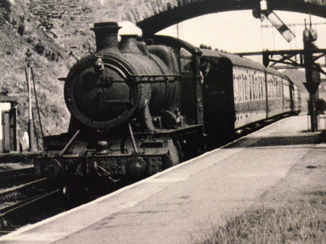 Alex Coomber on Train Siding: Bathed in the glorious sunshine. A Class 4300 2-6-0 No. 7321 restarts the 15:40 PM from Plymouth to Penzance train from Liskeard
on 14th...