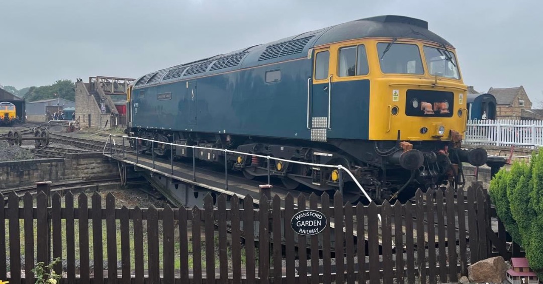 Inter City Railway Society on Train Siding: 47727 " Edinburgh Castle / Caisteal Dhun Eideann" seen on the turntable at Wansford on the Nene Valley
Railway