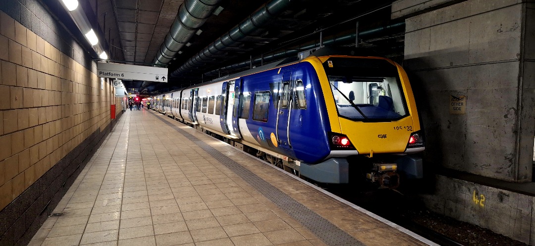 Guard_Amos on Train Siding: Yesterday's night time helping come from Southport, Preston and Manchester Victoria (29th October 2024)