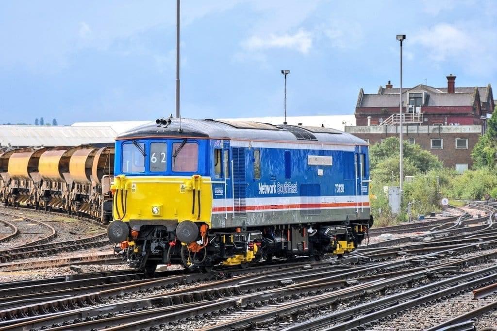 Inter City Railway Society on Train Siding: GBRF 73128, Seen approaching Eastleigh working 0Y62 Eastleigh Works Gbrf to Tonbridge West Yard Gbrf at 10:12 on
30th May 2024