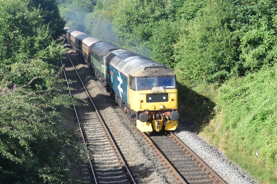 Hardley Distant on Train Siding: CURRENT: 47593 'Galloway Princess' (Front) and 47805 'Roger Hosking MA 1925-2013' (Behind) pass through
Rhosymedre near Ruabon today...