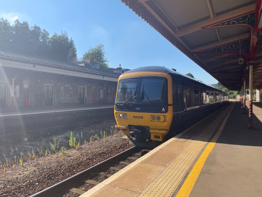 Andrea Worringer on Train Siding: Also visited Torquay today. Caught a GWR class 802 to Torquay and a GWR class 166 coming back.